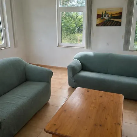 Le Petit Merle - Holiday home Brigueil-le-Chantre