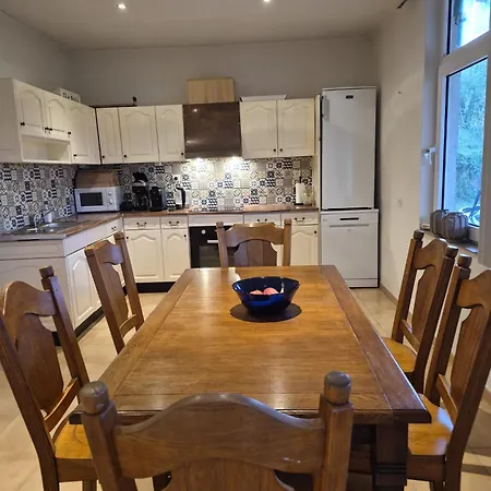 Holiday home Le Petit Merle -