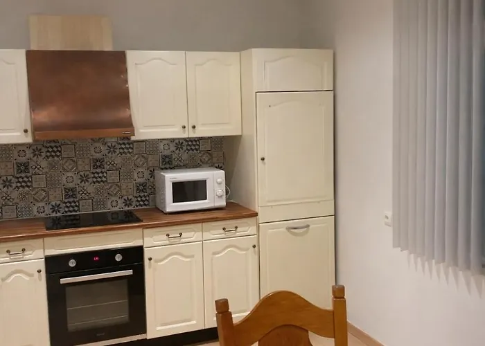 Holiday home Le Petit Merle -